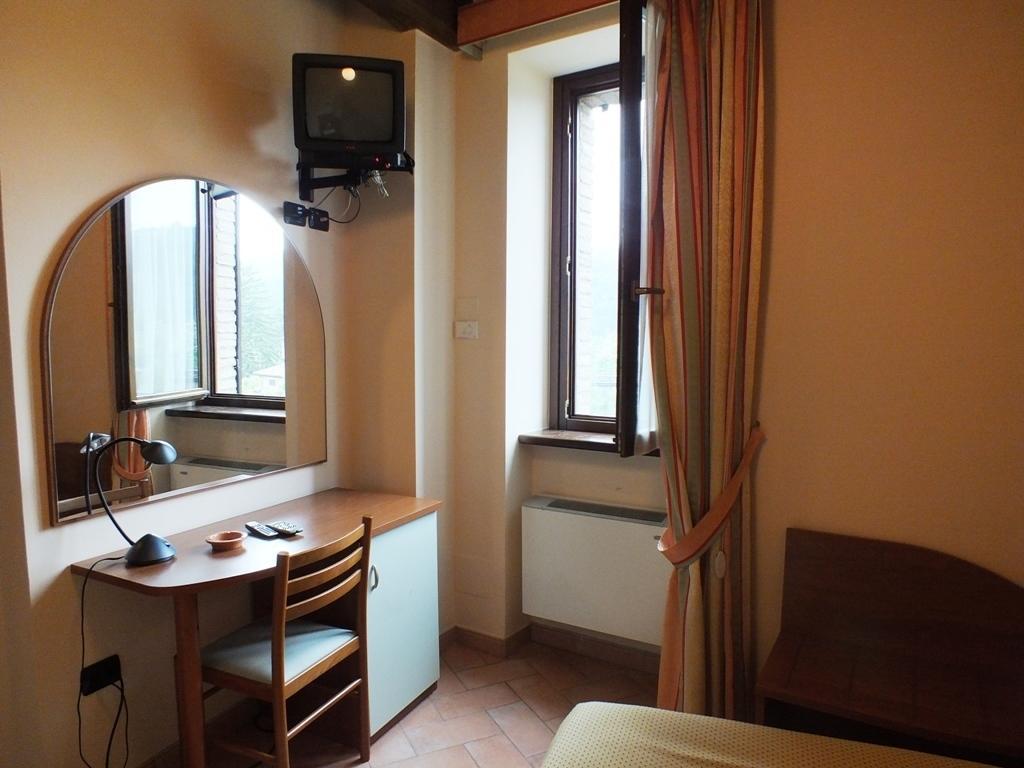 Hotel Santa Chiara SantʼAngelo in Vado Chambre photo